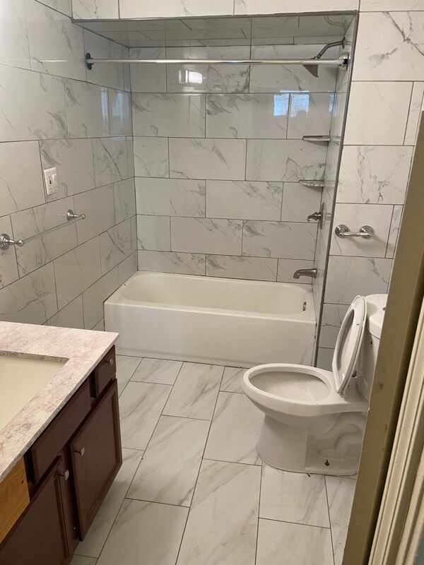 Foto principal - 915 Hawley Ave