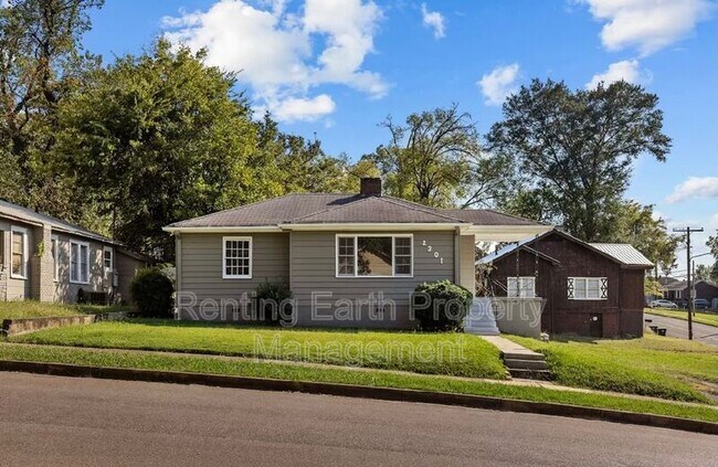 Foto del edificio - 2301 27th St W
