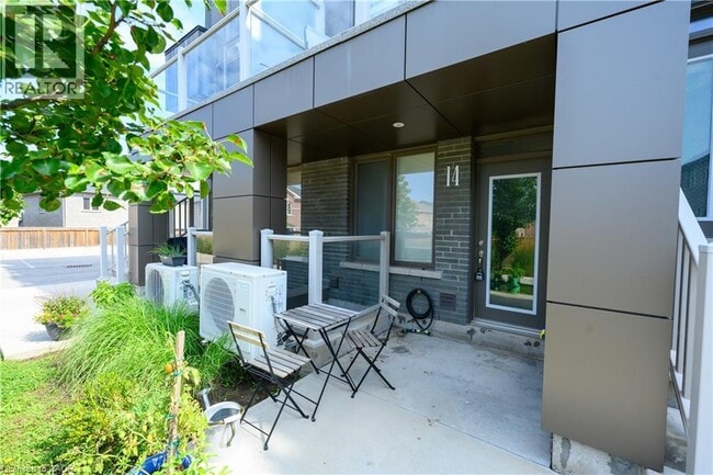 Building Photo - 261 Skinner Rd