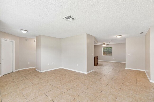 Building Photo - 8526 Huntsman Ln