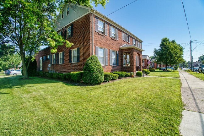 Foto del edificio - 1224 W 7th St