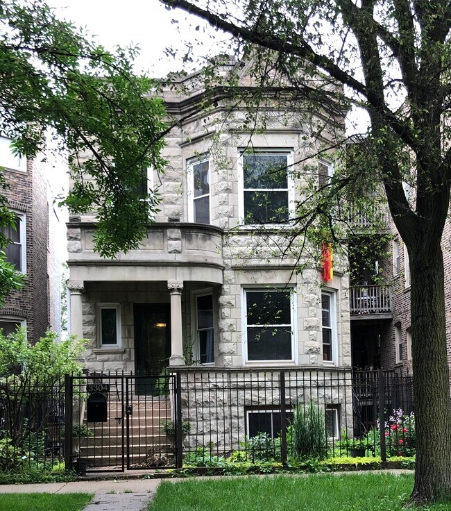 1906 Graystone - 3304 W Palmer St
