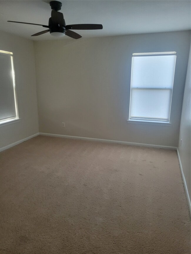 Building Photo - 3903 Brook Garden Ln