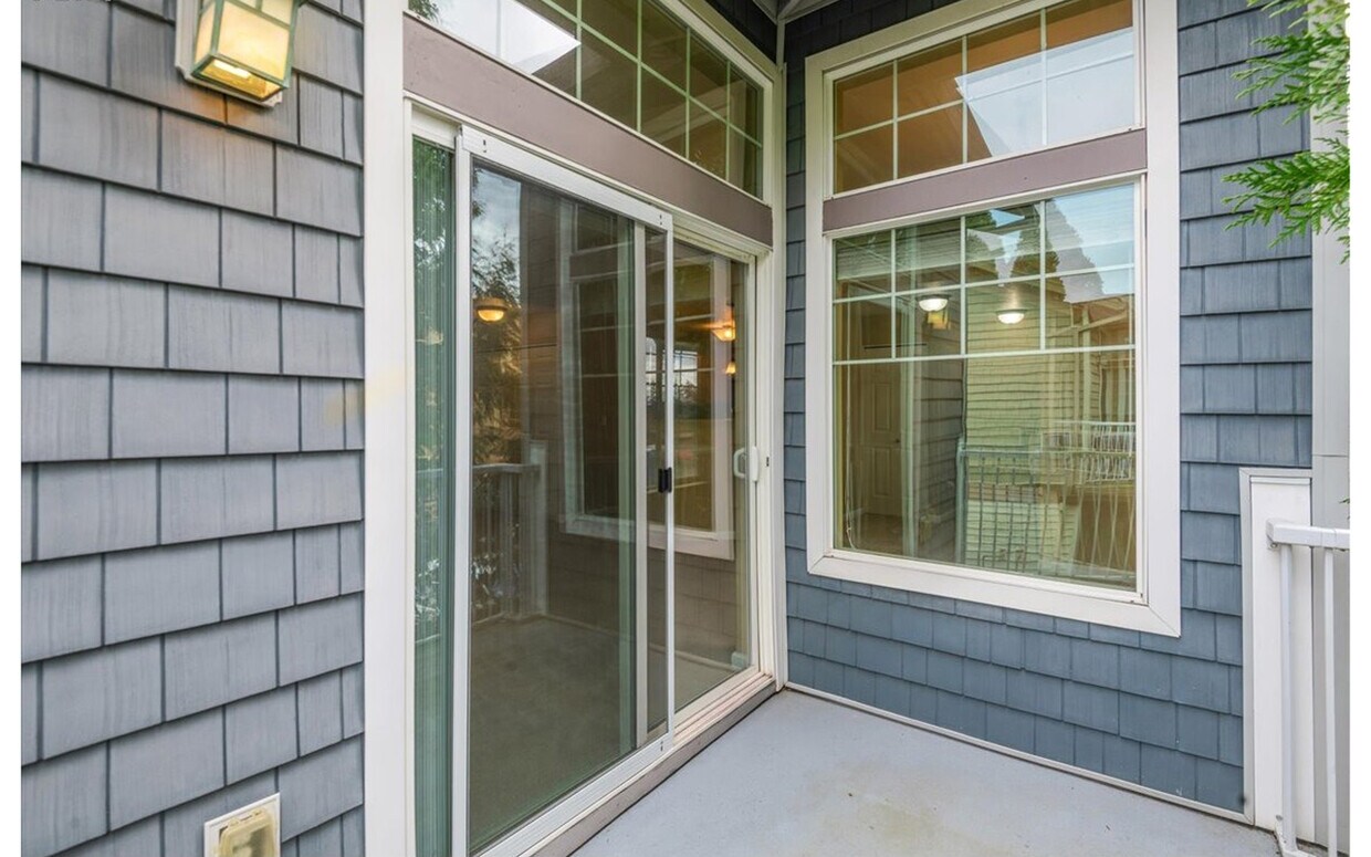 Foto principal - 1819 NE 101st Ave
