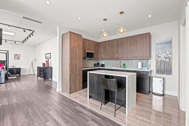 Building Photo - 1275 Finch Ave W