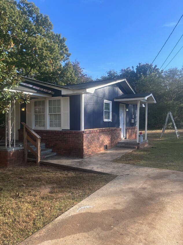 Foto principal - 172 Randall Ave