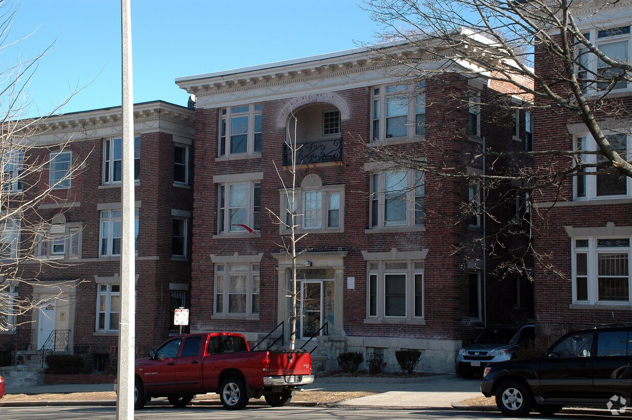 Primary Photo - UE Apartments
