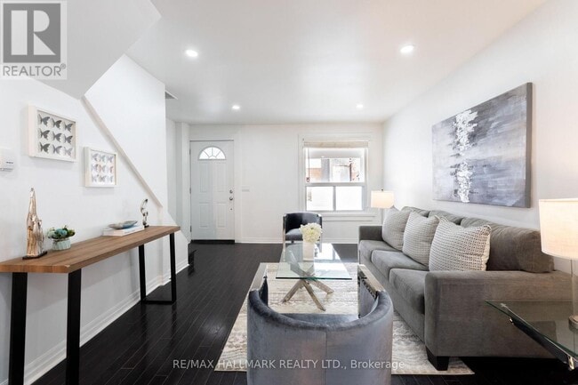 Building Photo - 106 Willow Ave