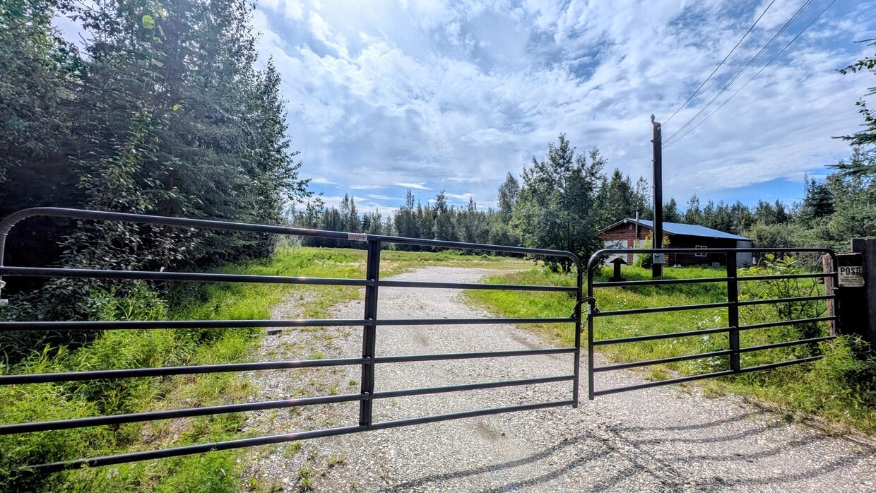 Primary Photo - Sharon Road, North Pole