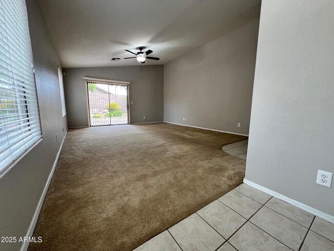 Foto del edificio - 10419 N 58th Dr