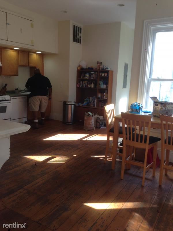 Building Photo - 8 br, 3.5 bath  - 20 Highgate St # 22A