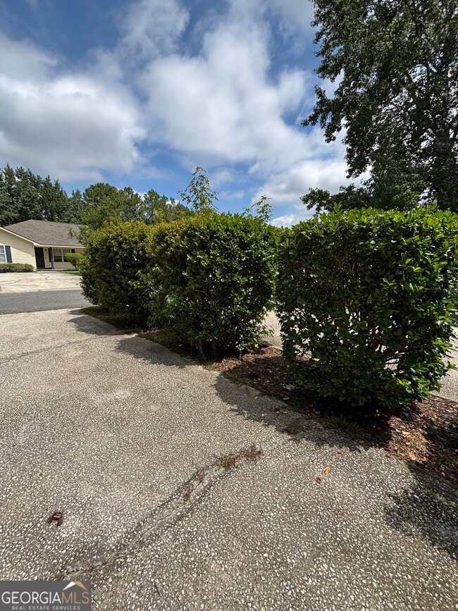 Building Photo - 183 Talbot Ct