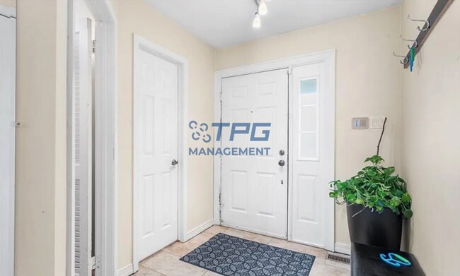 Foto del edificio - 43 Dorchester Dr