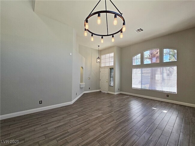 Building Photo - 53 Desert Dawn Ln