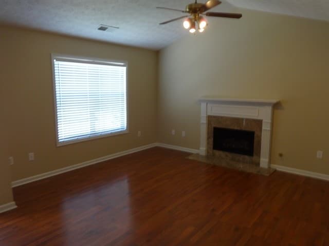 Building Photo - 1070 Athena Ct