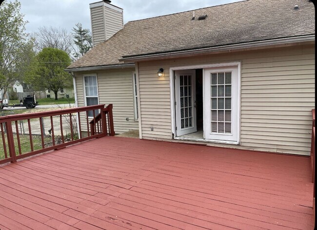 Foto del edificio - Three bedroom two bath