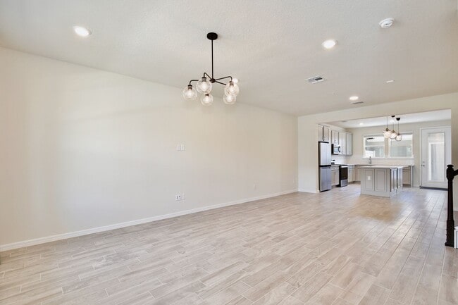 Foto del edificio - Beautiful 3/2.5 Modern Townhome with a Pri...