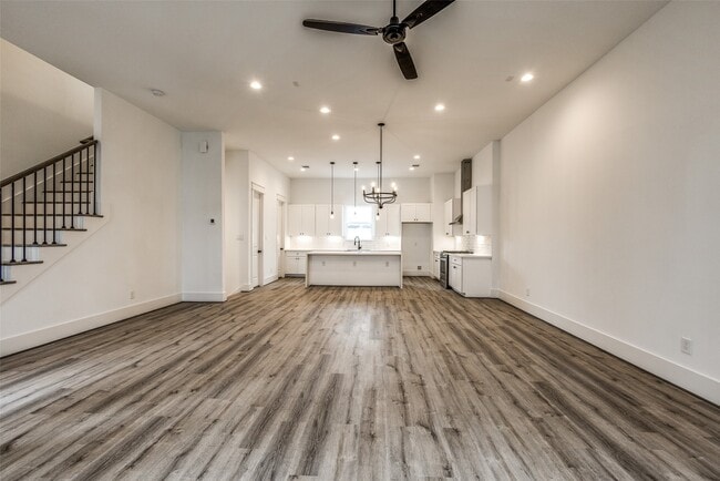Building Photo - 948 Fisher St