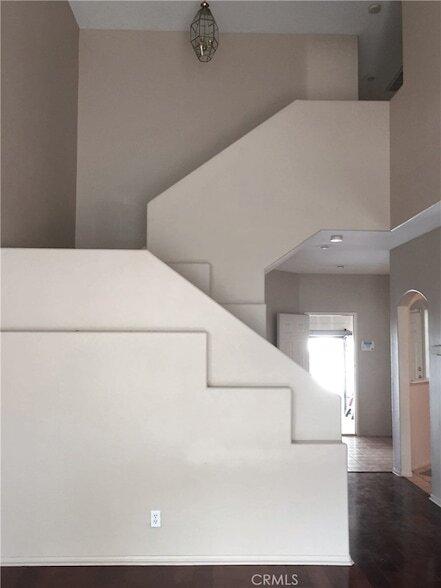 Foto del edificio - 356 Carrione Ct