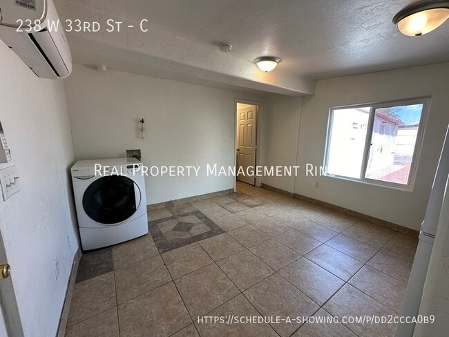 Building Photo - 238 W 33rd St