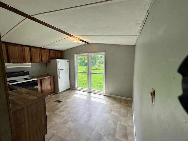 Foto del edificio - Single Wide Mobile home 2 bed 1 bath