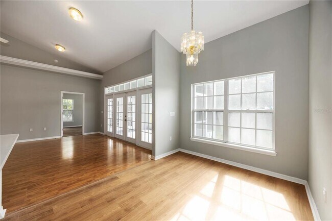 Foto del edificio - 2339 Miles Ct