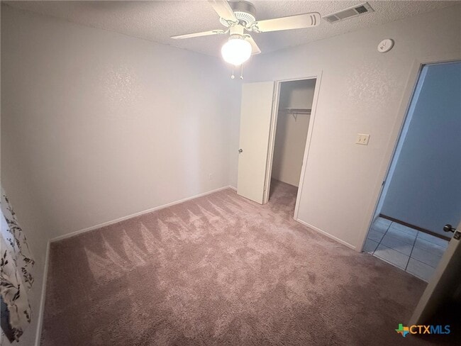 Building Photo - 2502 Transit Dr