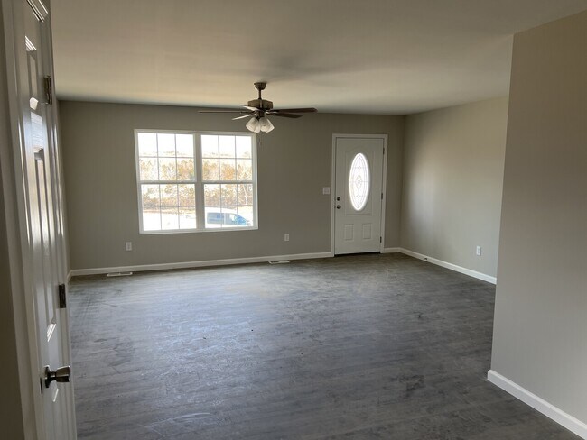 Foto del edificio - 108 Springfield Heights