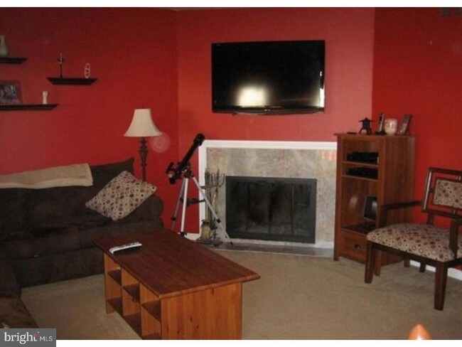 Building Photo - 1404 Arrowwood Ct