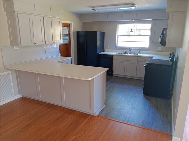 Foto del edificio - 20820 Chisholm Trail