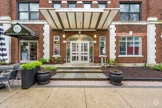 Building Photo - 881 Lafayette Blvd