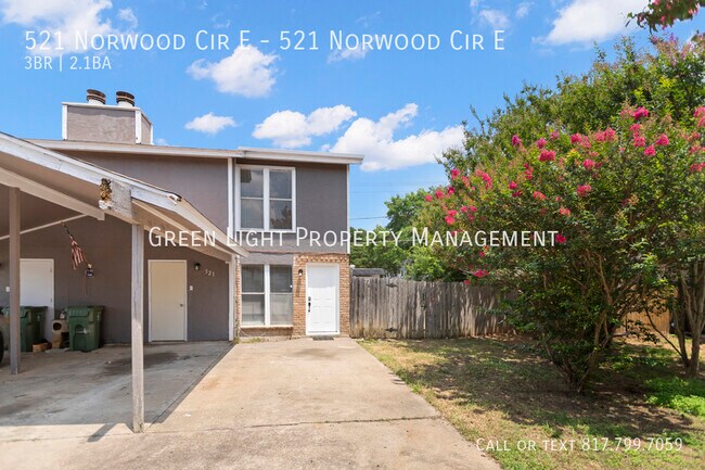 Foto del edificio - 521 E Norwood Cir
