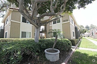 Building Photo - 7575 Charmant Dr