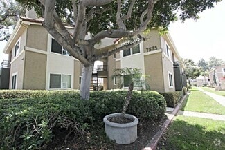 Building Photo - 7575 Charmant Dr