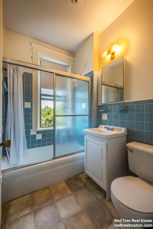 Foto del edificio - 1144 Commonwealth Ave