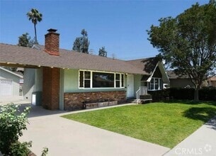 Building Photo - 6811 Myrtle Ave