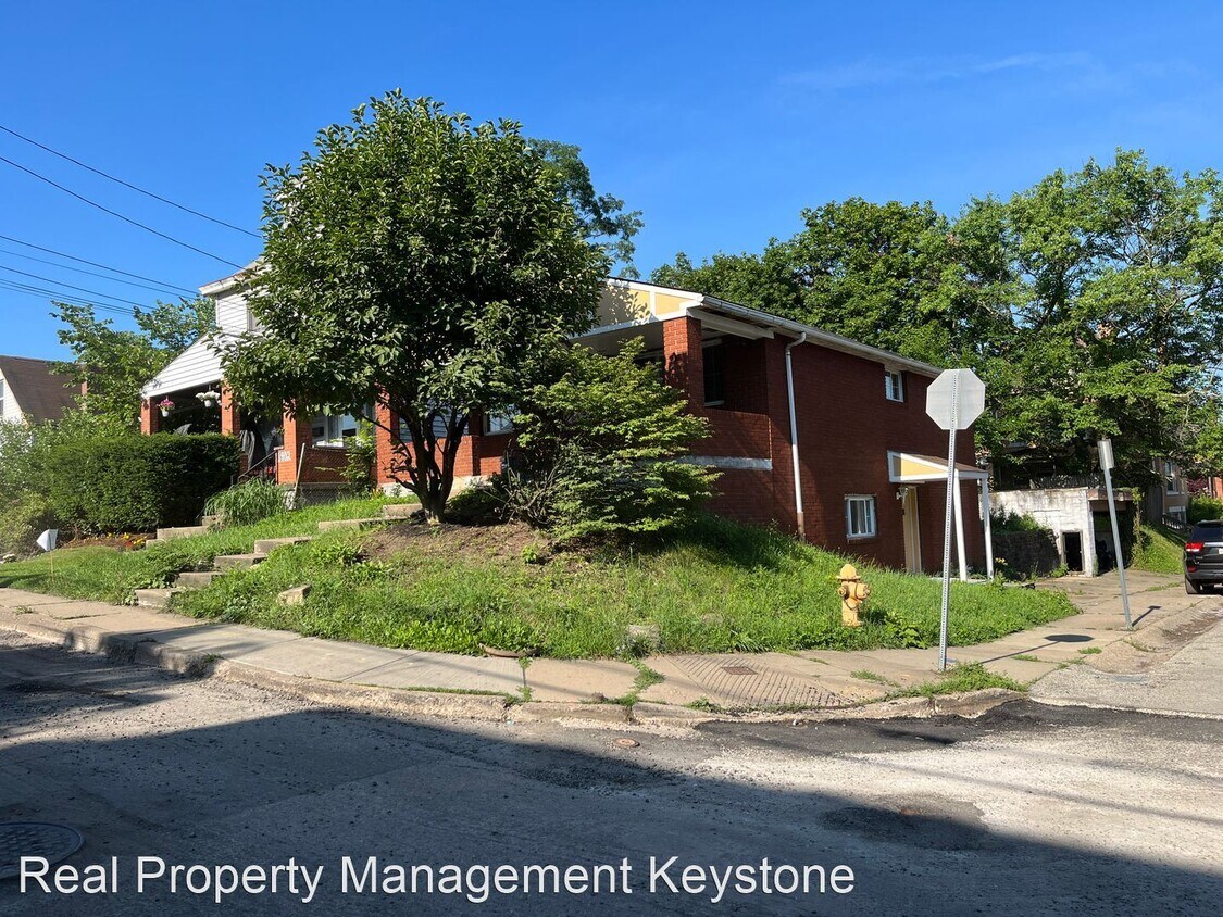 Foto principal - 2 br, 2 bath House - 1400 Dagmar Avenue