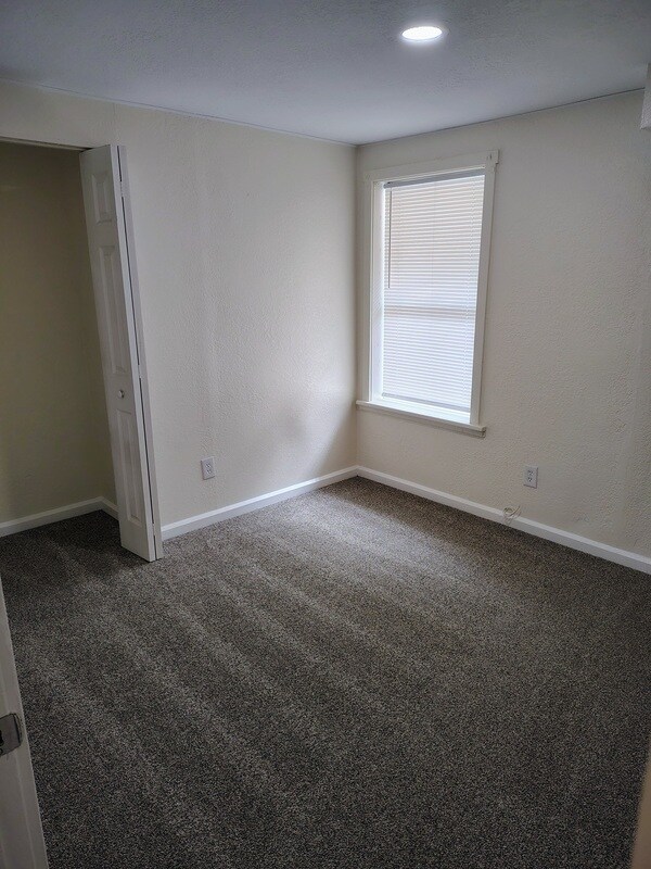 Foto del edificio - 2219 21st Ave S