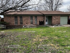 Building Photo - 5921 Waits Ave