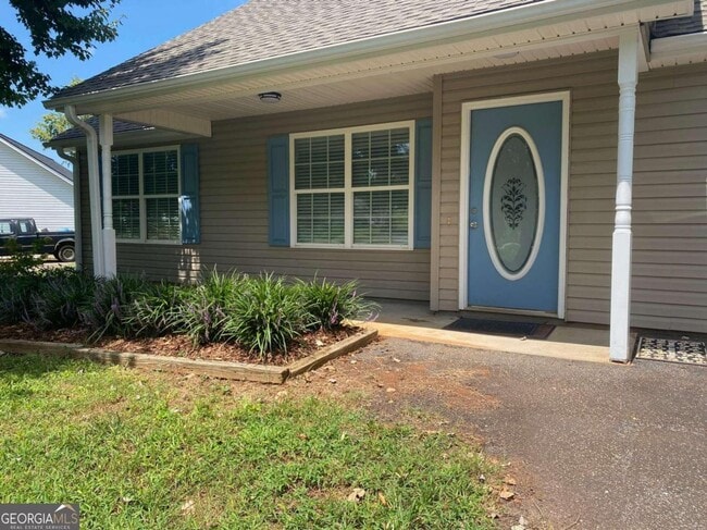 Building Photo - 326 Fortner Dr