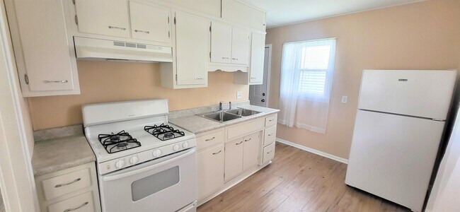 Foto del edificio - 4114 Lillie St