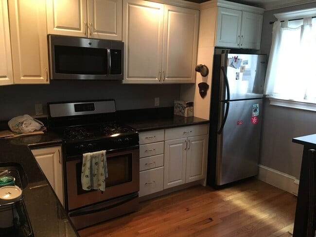 Renovated 1 Bedroom w/ Central Air + Modern Finishes | South Boston | 9/1/2026 - Renovated 1 Bedroom w/ Central Air + Modern Finishes | South Boston | 9/1/2026 Apartment