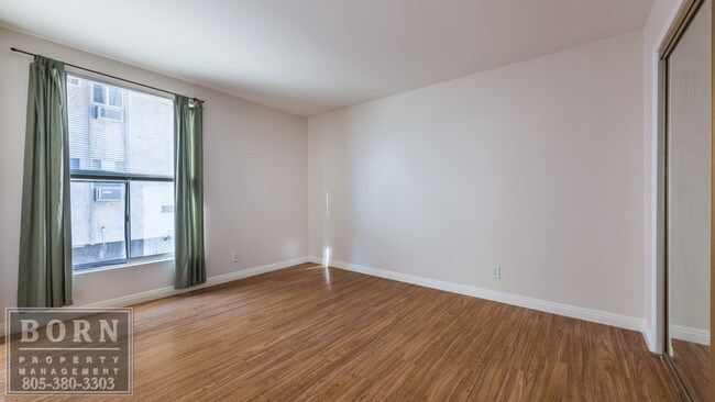 Building Photo - 31569 Lindero Canyon Rd