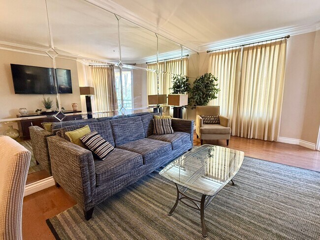 Building Photo - Live the Las Vegas Lifestyle in a Gated, Amenity-Rich Community ALL UTILITIES INCLUDED