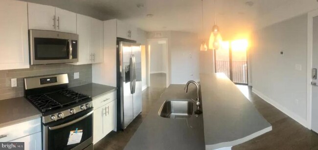 Foto del edificio - 723 N 19th St