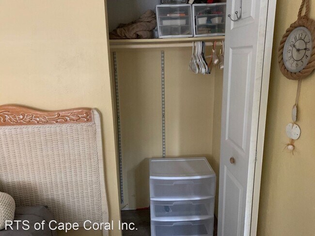 Foto del edificio - 860 SE 46th Ln