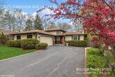 Foto principal - 823 Jenkisson Ave