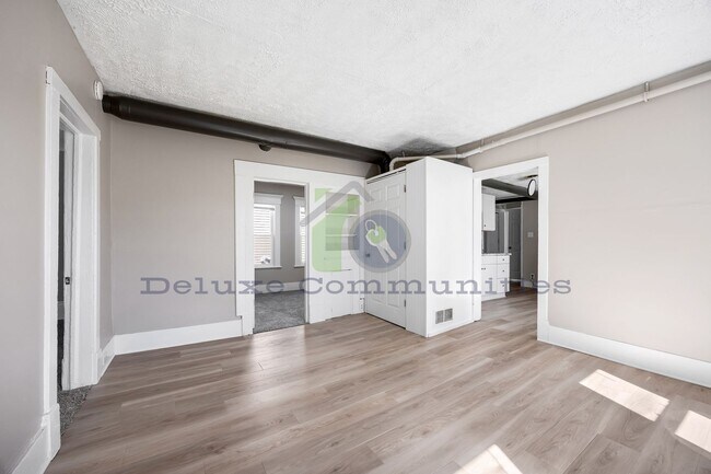 Foto del edificio - 415 Graham St SW