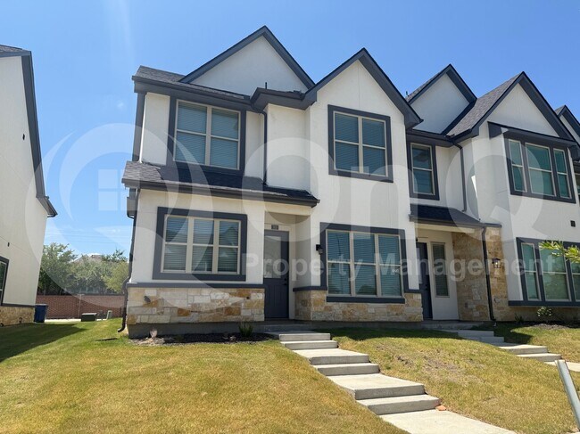 Photo - 313 Buck Ridge Drive Townhome