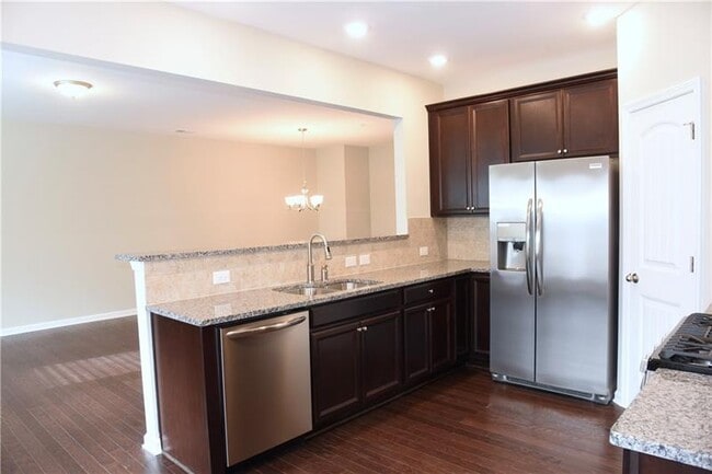 Foto del edificio - 1223 Foxcroft Ln